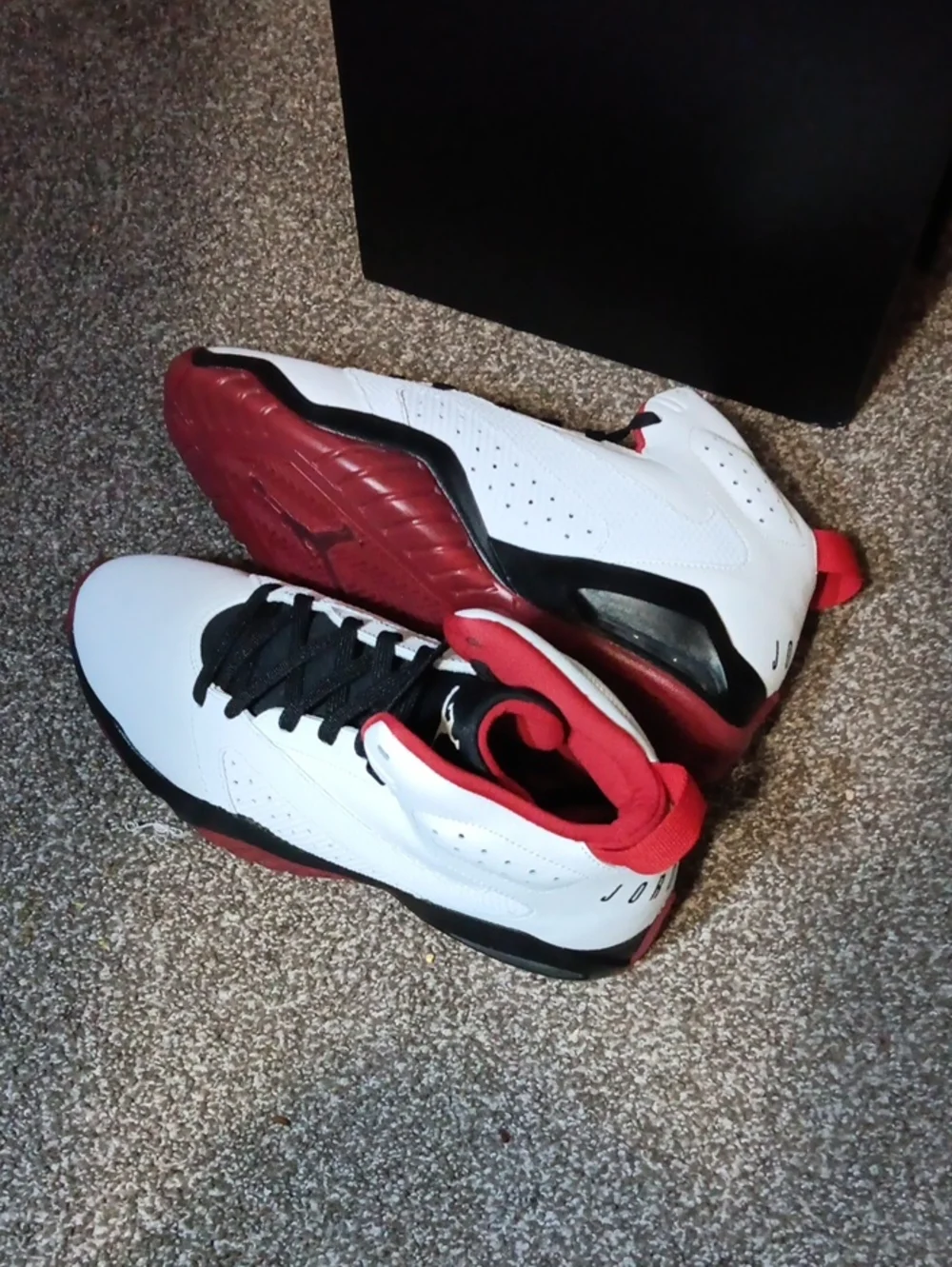 Jordan Men's White Black Red Low-Top Basketball Sneakers